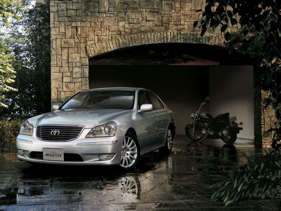  Toyota Crown Majesta 2004 года  (фото 15 из 15)